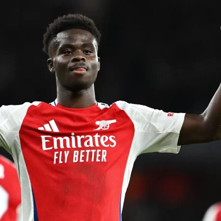 Arsenal avança em renovações e garante estabilidade para a temporada
