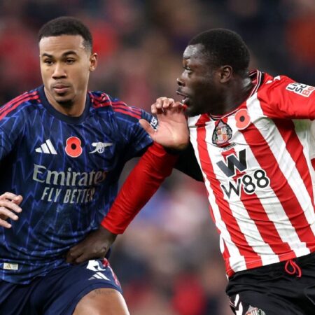 Sunderland e Arsenal empatam em jogo intenso pela Premier League
